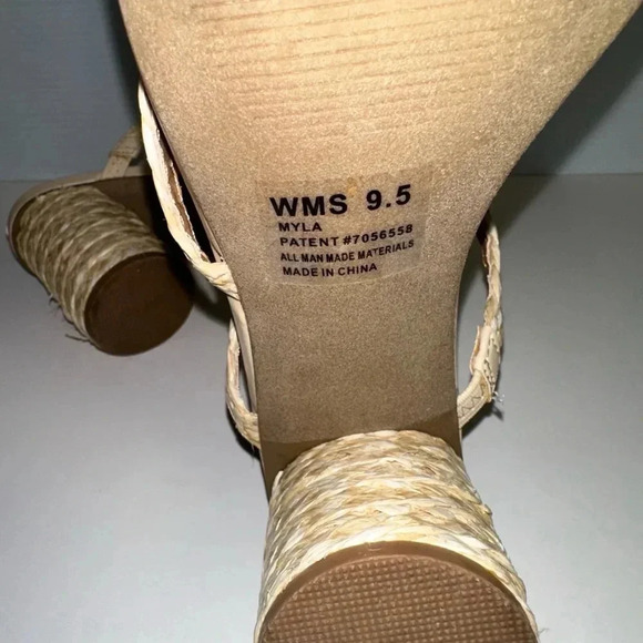 Women's DV by Dolce Vita Sandals, Size 7, Beige Straw Straps - Picture 12 of 14